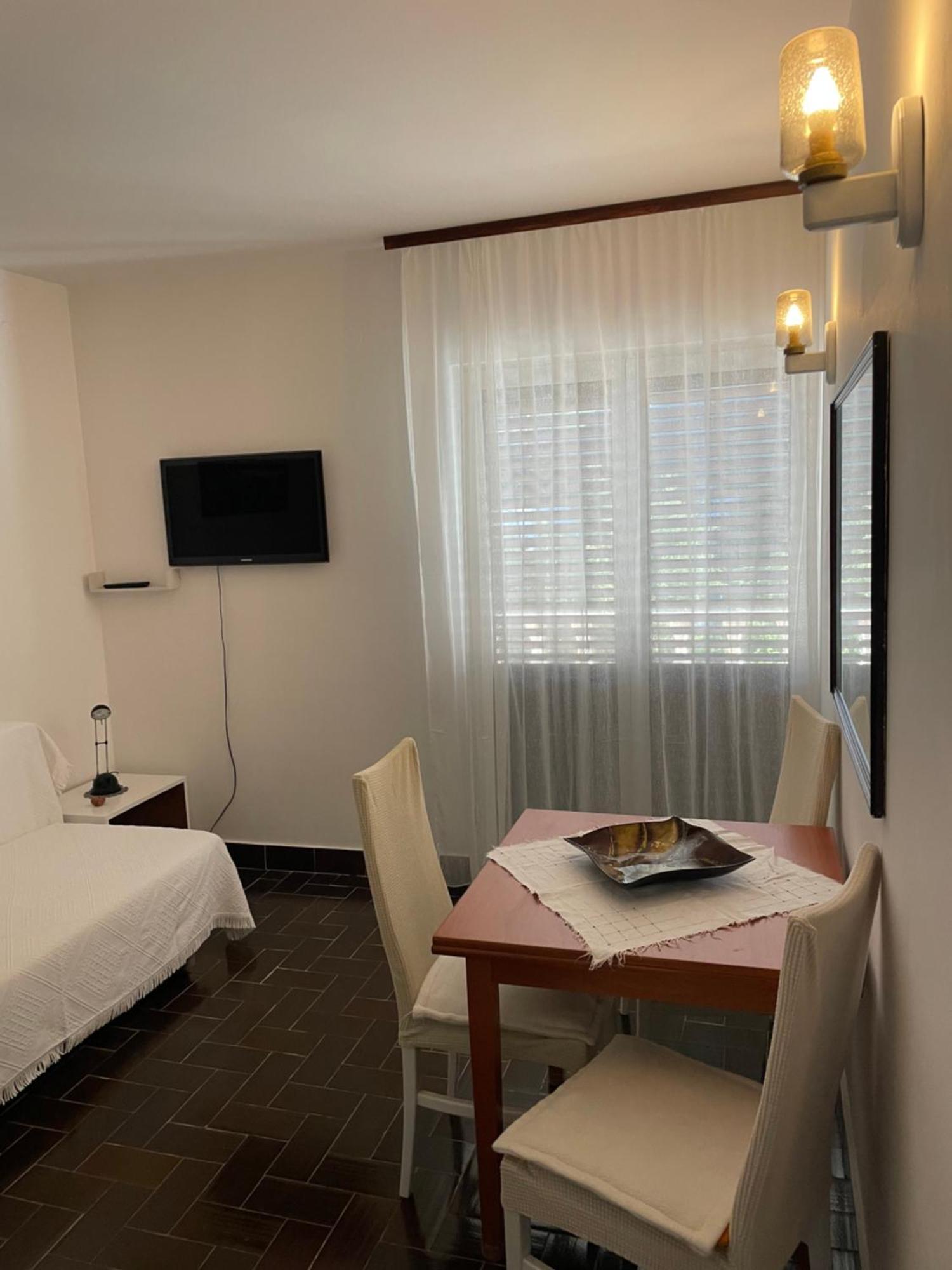 Guesthouse Antonija Veli Losinj Bagian luar foto