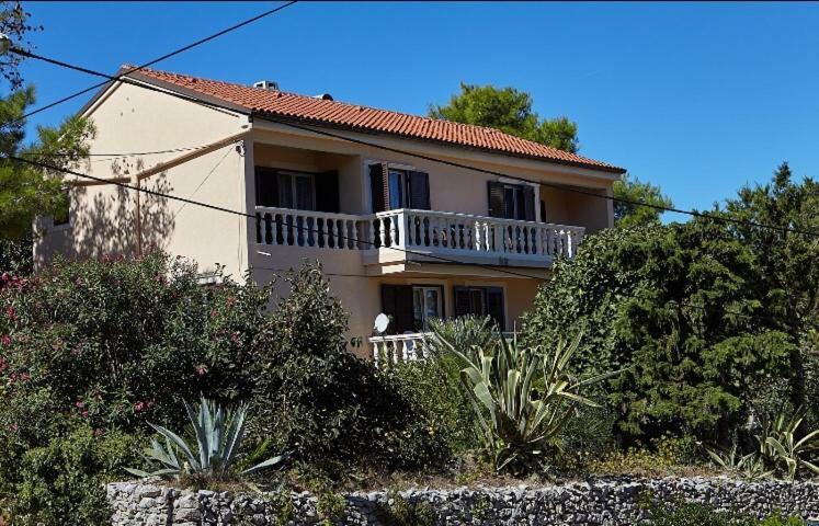Guesthouse Antonija Veli Losinj Bagian luar foto